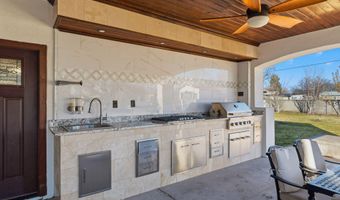 5726 Wood Rd SW, Albuquerque, NM 87105
