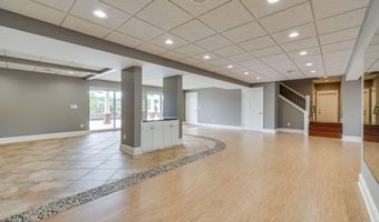 20484 Lake Rd, Abingdon, VA 24211