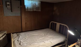606 Ohmer St, Bottineau, ND 58318