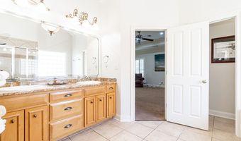 4541 La Costa Dr, Albany, GA 31721