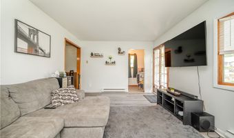 3832 Edinburgh Dr, Austintown, OH 44511