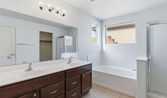 905 CRISTANOS Dr, Bernalillo, NM 87004