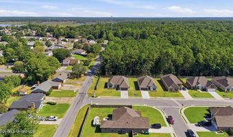 880 Leeward Dr, Biloxi, MS 39532