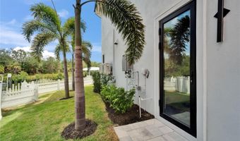 6520 SIMONE SHORES Cir, Apollo Beach, FL 33572