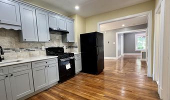 213 Vrooman Ave 2nd Floor, Amsterdam, NY 12010