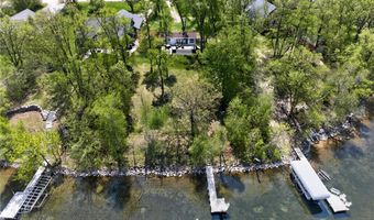 633 Cihlars Point Cir SW, Alexandria, MN 56308