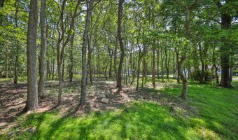 179 Chippewa Trl, Albrightsville, PA 18210