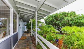 564 Uluhala St, Kailua, HI 96734