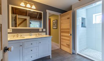 29 Dashney Rd, Burke, VT 05832