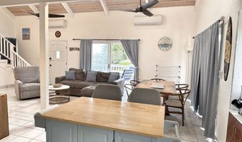 76-227 E ROYAL POINCIANA Dr B, Kailua Kona, HI 96740