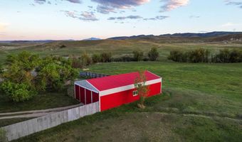 226 Chalk Buttes Rd, Douglas, WY 82633