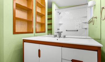 562 S Victoria Dr, Boise, ID 83705