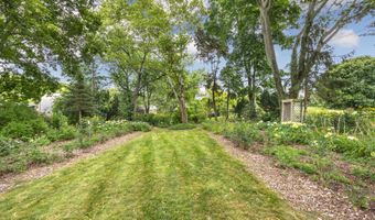 2771 Briarcliff St, Ann Arbor, MI 48105