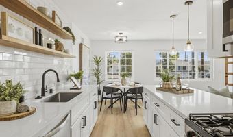 629 Goldenrod St, Escondido, CA 92027