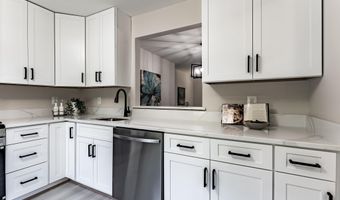 7910 PEYTON FOREST Trl, Annandale, VA 22003