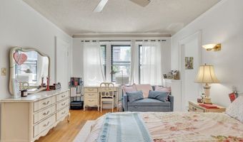 141 Englewood Ave 23, Boston, MA 02135