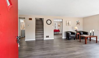 2500 S JEFFERSON St, Appleton, WI 54915