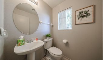6276 S Nash Way, Chandler, AZ 85249