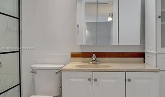 2905 Point East Dr L514, Aventura, FL 33160