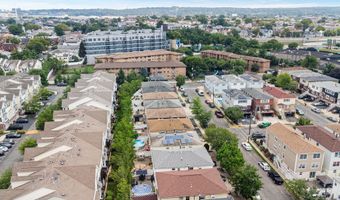13 SCHUYLER Pl W, Bayonne, NJ 07002