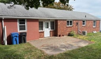 44 Valente Dr, Cranston, RI 02920