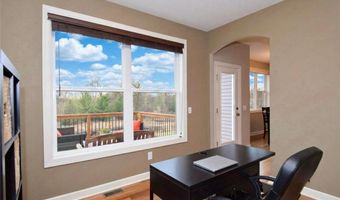 359 Riverside Cir, Anoka, MN 55303