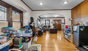 709 10th St NE, Austin, MN 55912