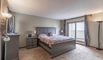 8372 Lower 138th Ct, Apple Valley, MN 55124