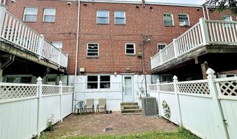 3785 GENESEE Dr, Philadelphia, PA 19154