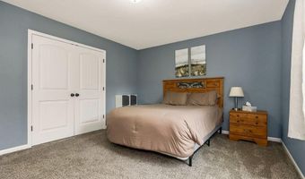 216 Blackberry Cir, Archie, MO 64725