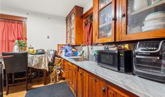 51 Oakland Ave, Cranston, RI 02910