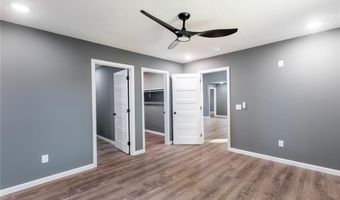 521 W Maple St, Austin, IN 47102