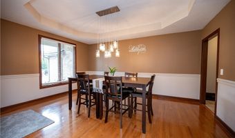6904 Ruby Ct, Austintown, OH 44515