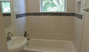 3720 TERRACE Dr, Annandale, VA 22003