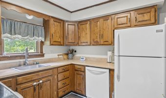 748 Riverside Dr, Augusta, ME 04330