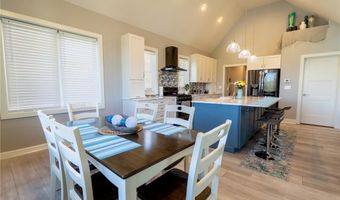 114 Goose Ct, Altamont, MO 64620