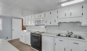 10248 New Cut Rd, Athens, AL 35611