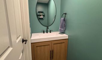 55 Manorwood Dr 55, Branford, CT 06405