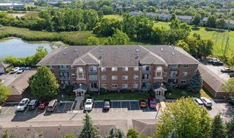 941 N Swift Rd 301, Addison, IL 60101