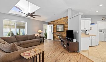 636 N Glen Oaks Dr, Alpine, CA 91901