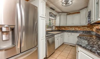 16239 Mary St, Abingdon, VA 24210