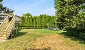 38 County St, Blackstone, MA 01504