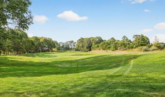 4 Hollyhock Knoll Ct 4, Bourne, MA 02532