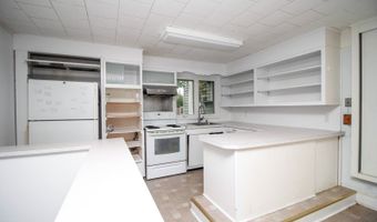 417 W Black Well St Ab, Andover, NJ 07801
