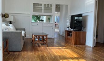710 Hausten St, Honolulu, HI 96826