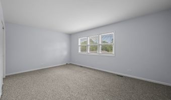 815 E Hintz Rd, Arlington Heights, IL 60004