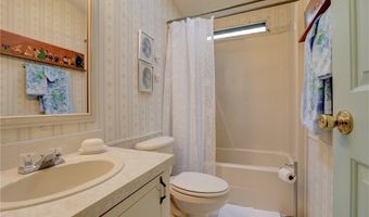 909 Dogwood Dr, Barefoot Bay, FL 32976