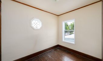 507 E 9th St, Auburn, IN 46706
