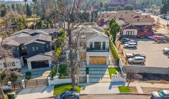 16846 Addison St, Encino, CA 91436