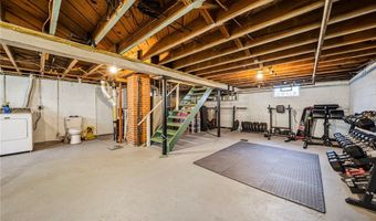 2027 W 16th St, Ashtabula, OH 44004